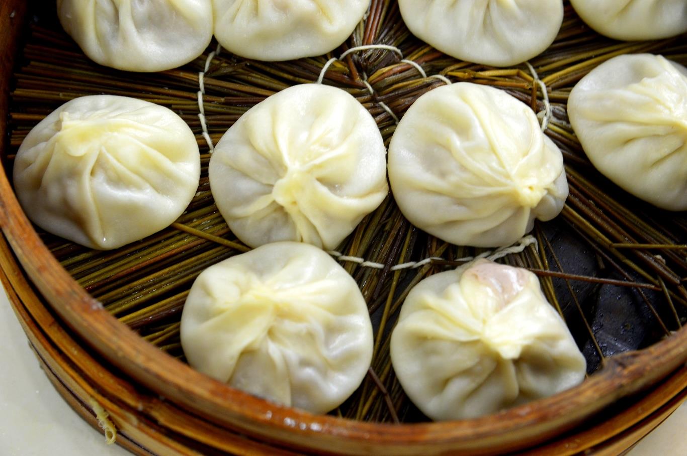 Bánh bao nước Tangbao